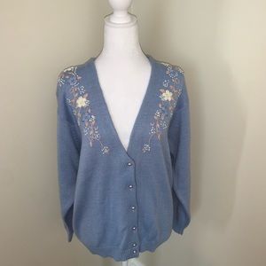 COTTAGECORE floral embroidered Pearl button cardigan vintage